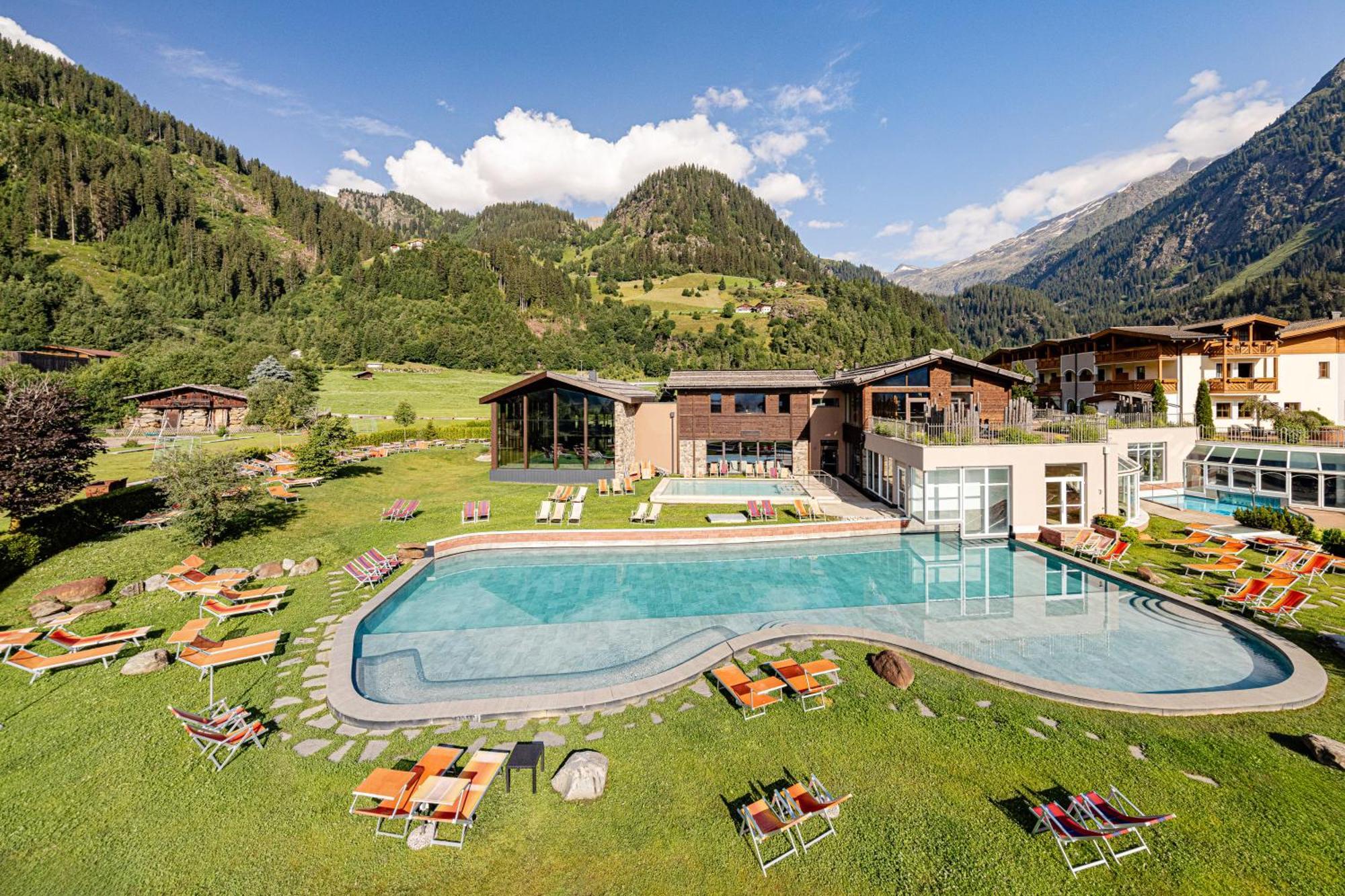Hotel Schneeberg Family Spa Resort Ріданна Екстер'єр фото