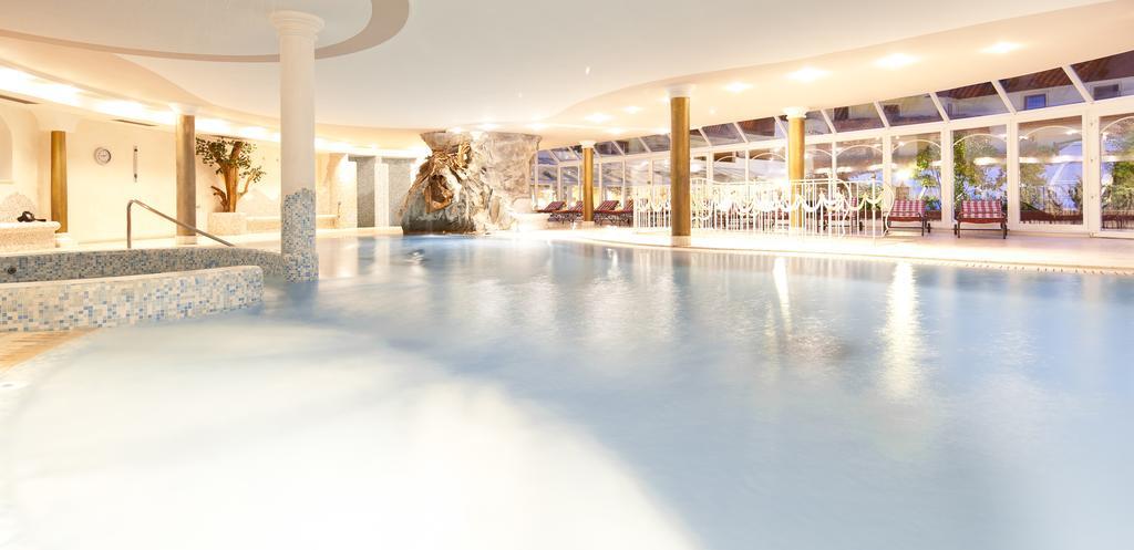 Hotel Schneeberg Family Spa Resort Ріданна Екстер'єр фото