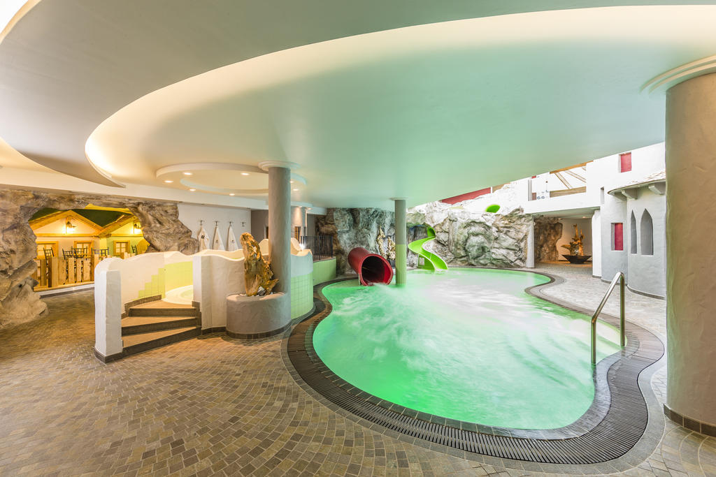 Hotel Schneeberg Family Spa Resort Ріданна Екстер'єр фото