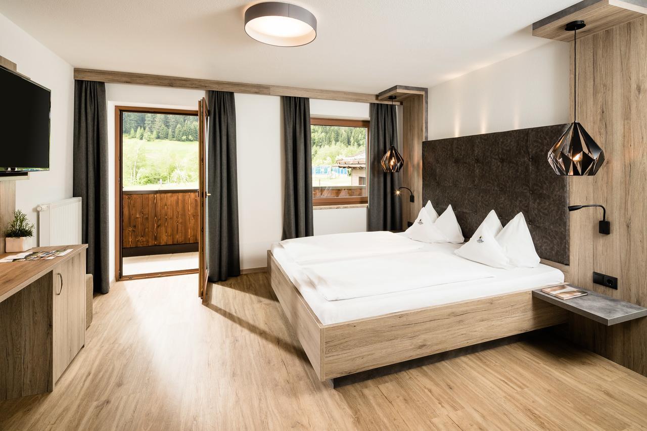 Hotel Schneeberg Family Spa Resort Ріданна Екстер'єр фото