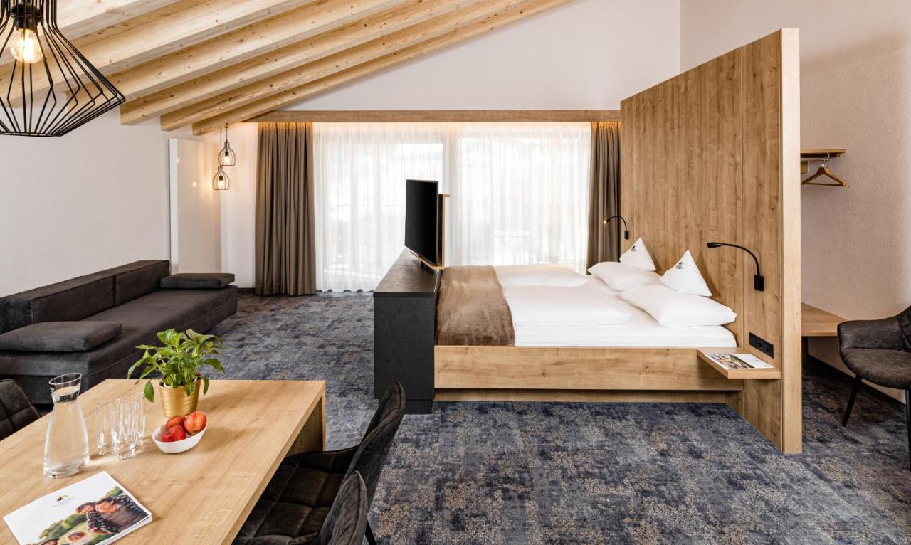 Hotel Schneeberg Family Spa Resort Ріданна Екстер'єр фото